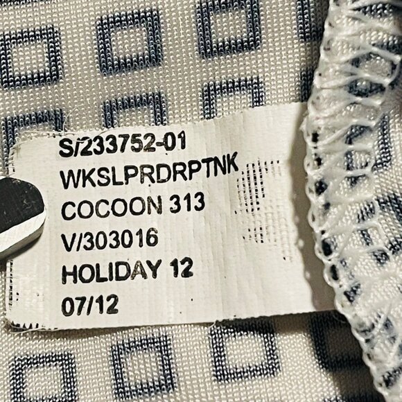 Banana Republic Women's Sleeveless Tank Top S Black & White Geometric Pattern - Picture 4 of 6